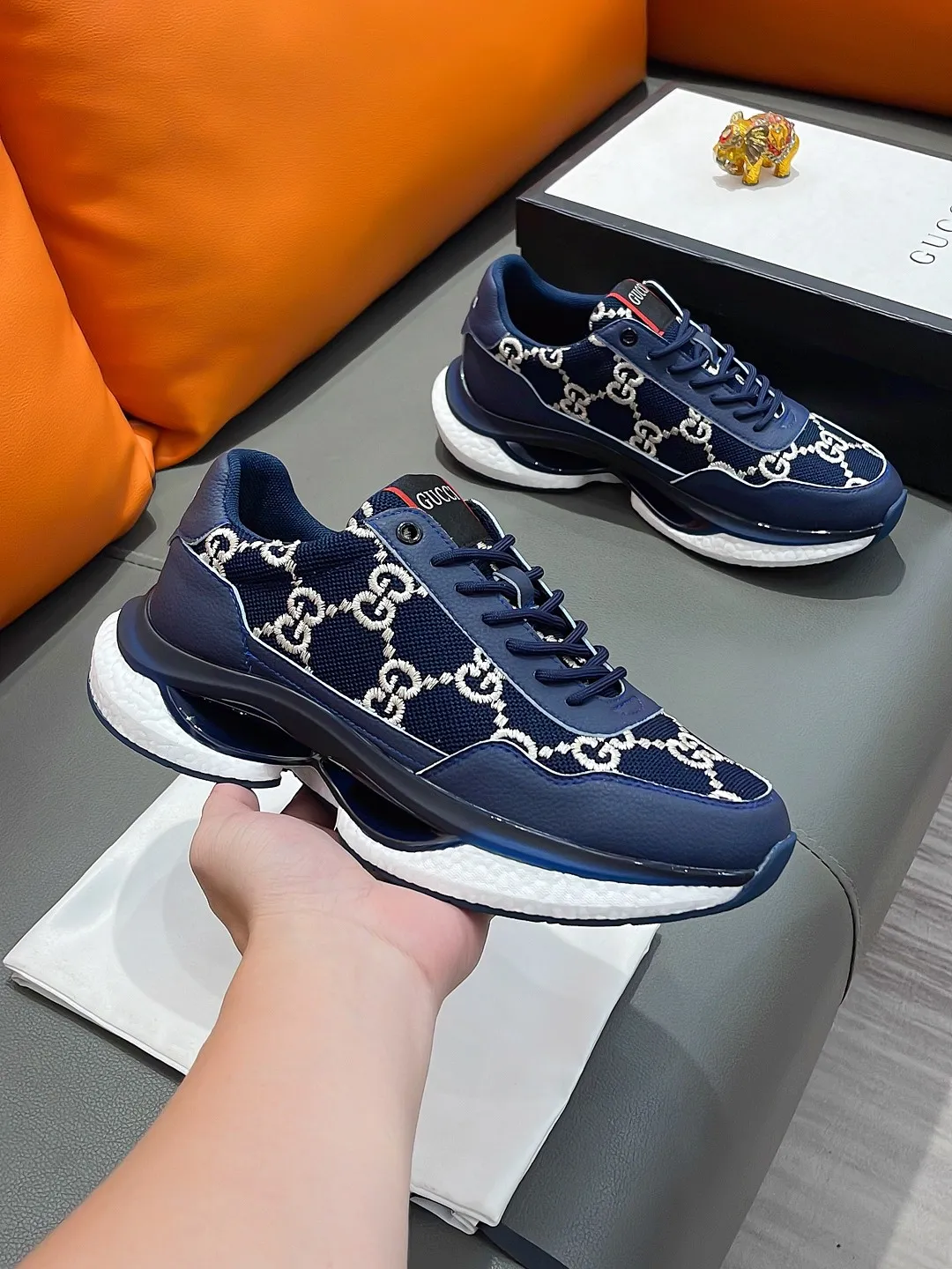 Men's shoes GUCCI "Gucci" P440 Regular size: 38-44 (casual shoes) Product materials: Selected cowhide upper, soft sheepskin lining; original outsole.